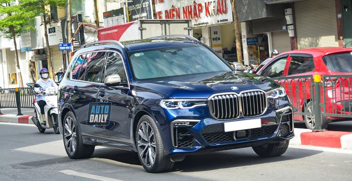 BMW X7 M50i độc nhất Việt Nam tái xuất sau thời gian im lìm dưới lớp bụi 3.jpg