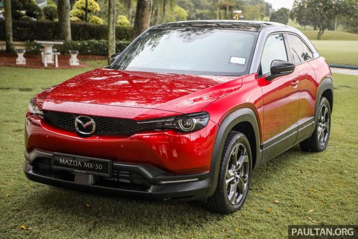 Mazda MX-30 2022 ra mắt tại Malaysia, có thể di chuyển được 199 km sau mỗi lần sạc 2022-mazda-mx-30-malaysia-ext-1-1260x840.jpeg