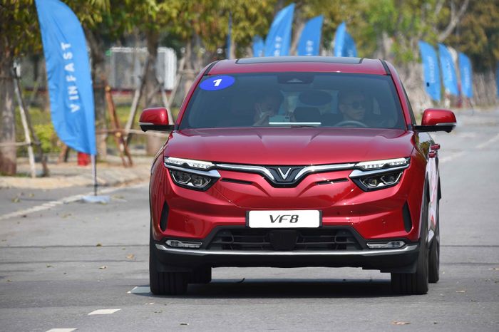 Tin tức từ Đức: VinFast quyết định cạnh tranh với Tesla test-vf8.jpg