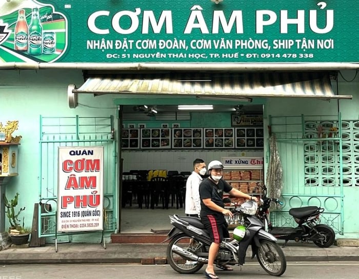 Nhà hàng Cơm Âm Phủ Huế với những món ăn cung đình độc đáo 2