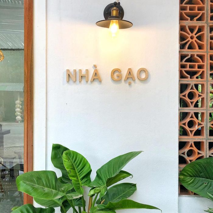 Điểm check-in đẹp không góc chết - Quán Nước Ép Nhà Gạo 4