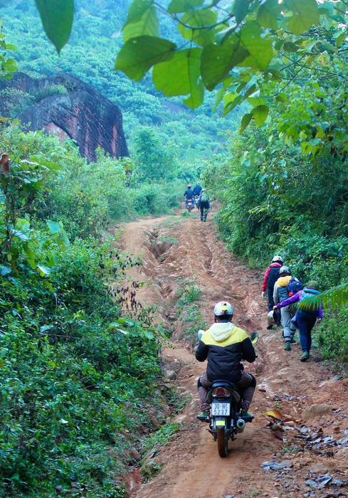 Khám phá trekking Pha Luông - Chinh phục đỉnh núi Mộc Châu 5