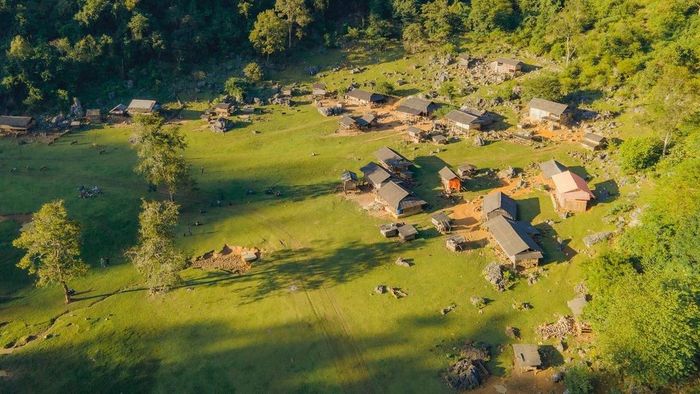 Khám phá ngôi làng Hang Táu Mộc Châu (làng Nguyên Thủy) bình yên, giản dị 3