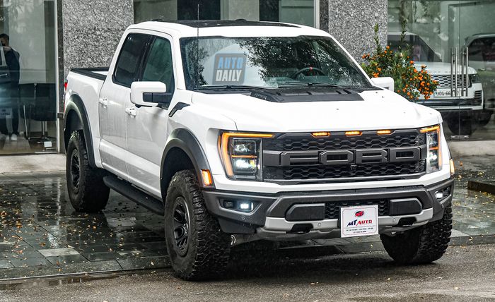 Hình ảnh chi tiết của mẫu xe Ford F-150 Raptor 2022 đầu tiên xuất hiện tại Việt Nam (adt-8446-copy.jpg)