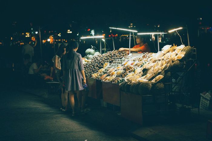 Sông Thu Bồn Hội An về đêm sôi động – Dấu ấn lịch sử giữa trái tim của phố cổ.