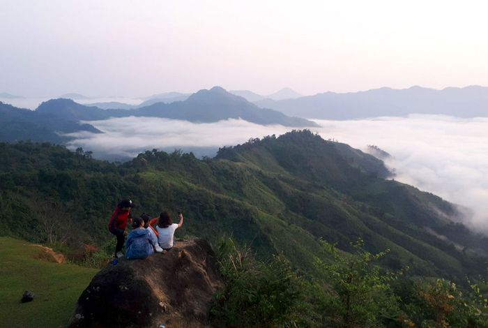 Chinh phục Núi Ngọc Linh vĩ đại, niềm kiêu hãnh của vùng núi cao