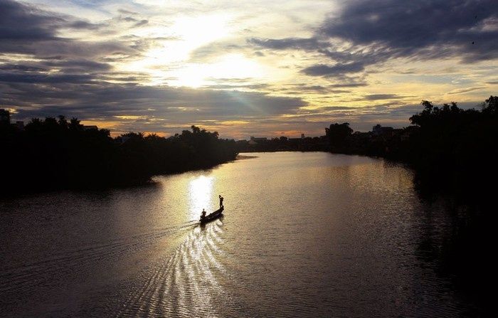 Kính trọng trước quê hương trong những bài thơ - Làng Tây Hồ 2