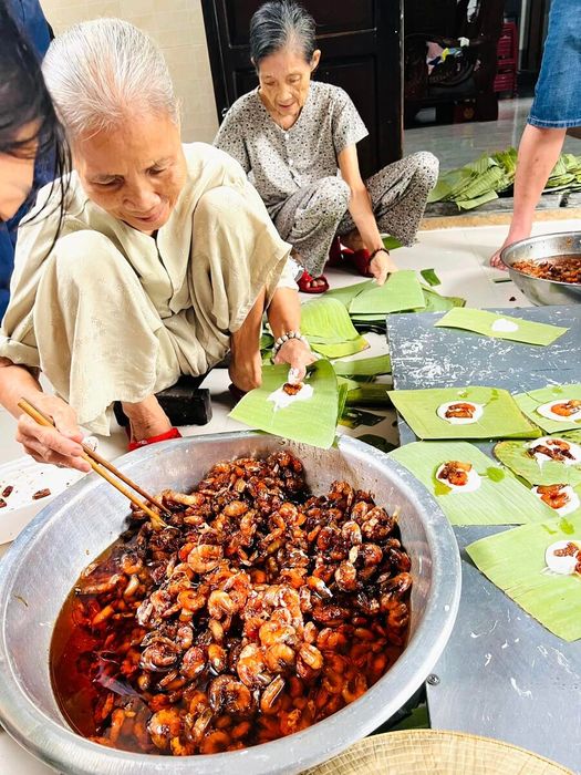 Khám phá hương vị đặc trưng của ẩm thực Huế, một điểm đặc biệt của miền Trung Việt Nam 5