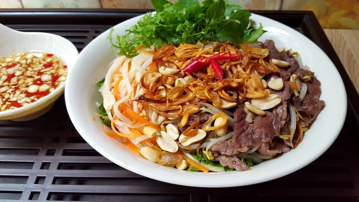 Bún trộn Huế - Hương vị đậm đà, chua ngọt thơm ngon