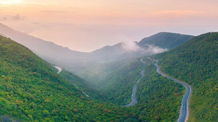 5 tuyến đường phượt ở Huế đẹp ngây ngất, là niềm vui không ngừng cho những người yêu thích du lịch