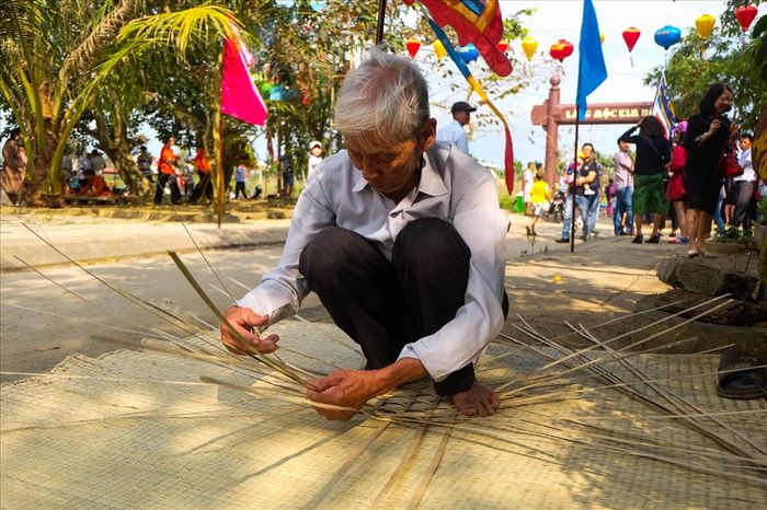 Lễ giỗ tổ làng mộc Kim Bồng tại Hội An - Tôn vinh bản sắc văn hóa của nghề mộc Kim Bồng