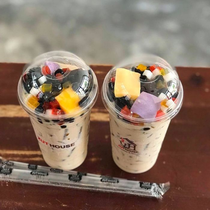 Quán Trà Sữa Zut House Coffee and Tea Rạch Giá: Nơi Lý Tưởng Cho Những Người Mê Trà Sữa