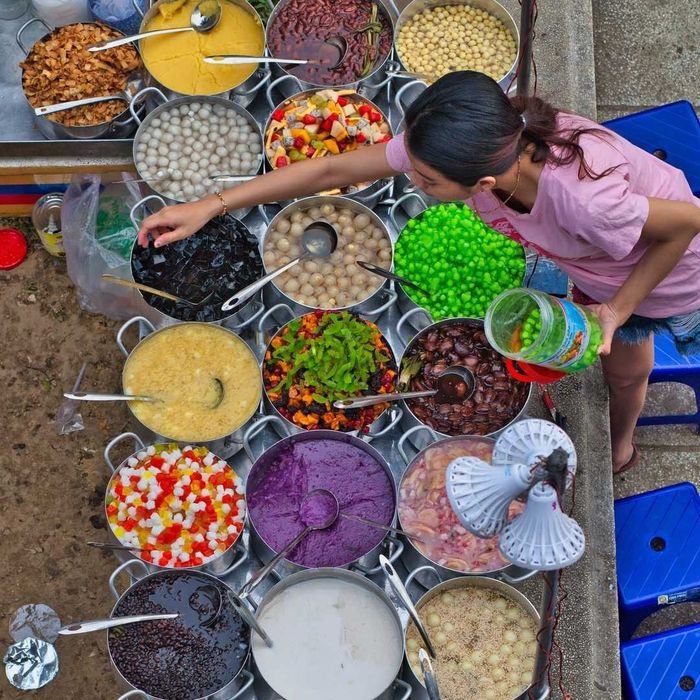 Đến Cố đô, đừng quên ghé thăm tiệm chè 24 sắc thái nổi tiếng