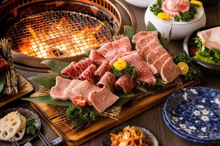 Các địa điểm hàng đầu để thưởng thức Yakiniku, bản sắc ẩm thực của Nhật Bản