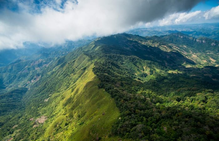 Kinh nghiệm trekking Pha Luông trong 2 ngày 1 đêm, đảm bảo an toàn và đầy đủ chi tiết.