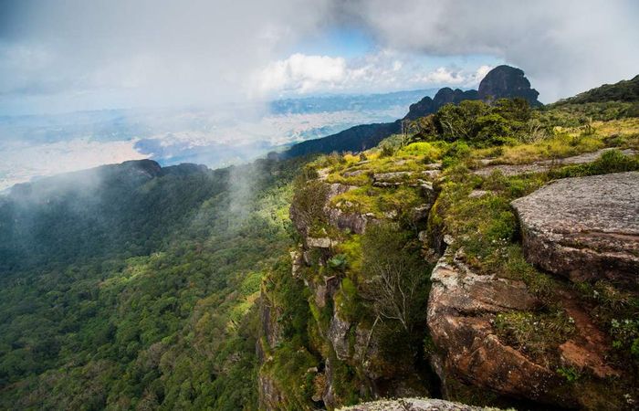 Hành trình trekking 2 ngày 1 đêm tại Pha Luông: chi tiết và an toàn phiên bản mới