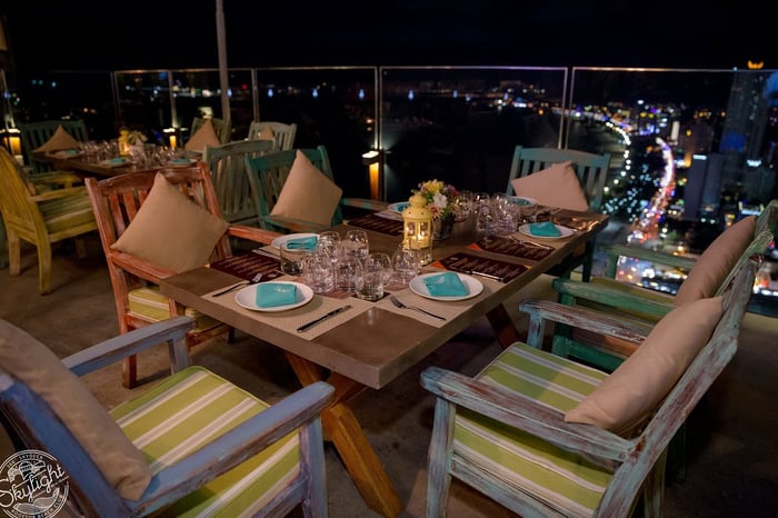 Nhà hàng Chef's Club - Skylight Nha Trang - Sự sang trọng trong ẩm thực tại điểm đến Quốc tế cao nhất Nha Trang 12