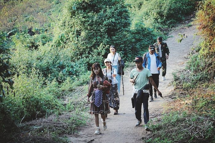 Trekking Mộc Châu - Hang Táu - Một hành trình hoang sơ đầy cảm xúc trên thảo nguyên xanh.