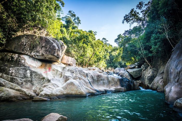 Ghi lại ngay bộ bí kíp khám phá “tuyệt tình cốc” như thực như hư tại suối Ba Hồ Nha Trang 5