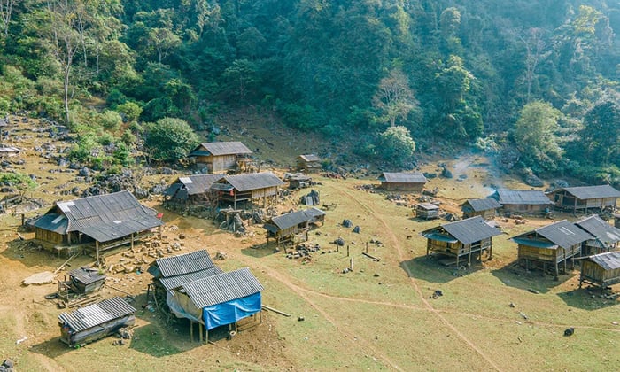 Khám phá Hang Táu ở Mộc Châu với cuộc sống giữa thiên nhiên hoang sơ như xưa