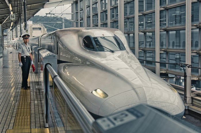 Tàu Shinkansen, phương tiện di chuyển tiện lợi tại Nhật 6