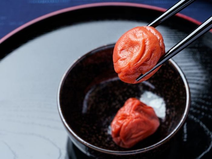 Umeboshi, món mơ muối chua chua mặn mặn khiến bạn say mê 6