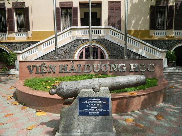 Khám Phá Nha Trang: Viện Hải Dương Học