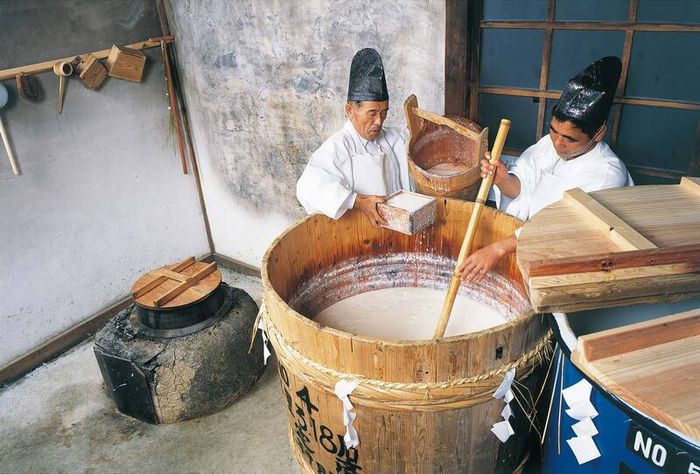 Làng cổ Shirakawa-go, điểm đến hấp dẫn dưới lớp tuyết trắng 9