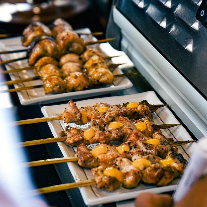 Thưởng thức Yakitori, nếm nhấm đầy đủ hương vị đặc trưng của ẩm thực đường phố Nhật Bản 16