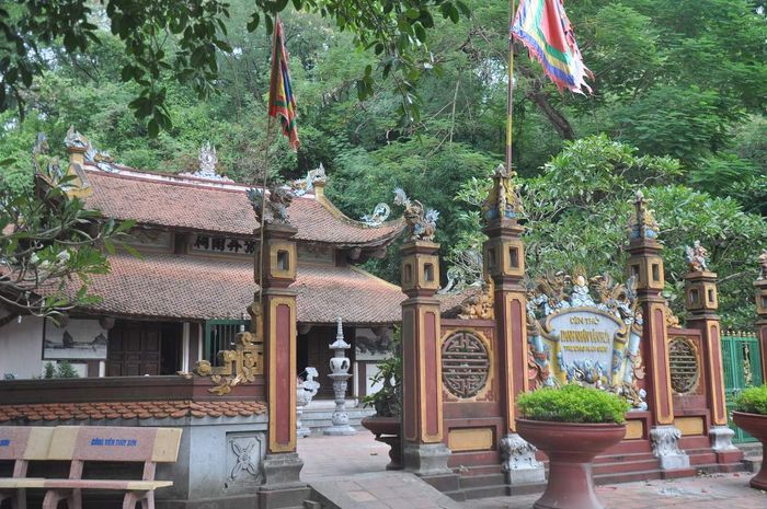 Núi Đá Non Nước - Khám phá ngọn núi với nhiều bài thơ cổ tại Ninh Bình 15