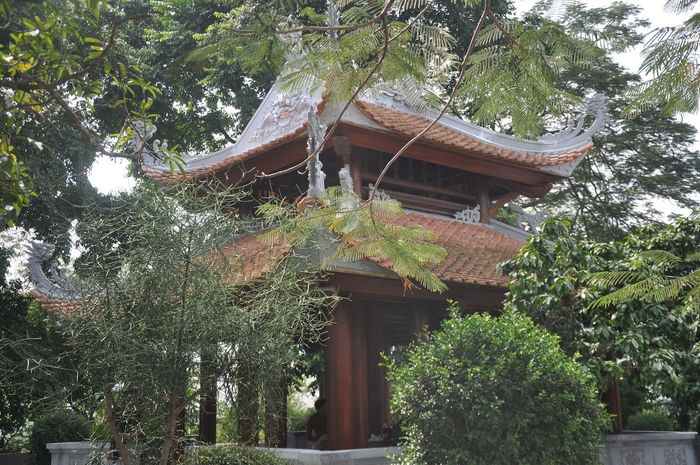 Núi Đá Non Nước - Khám phá ngọn núi với nhiều bài thơ cổ tại Ninh Bình 14