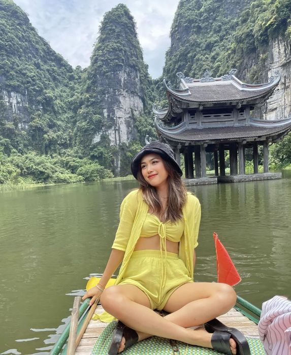 Một ngày khám phá Ninh Bình cùng cô nàng nổi tiếng trên TikTok Hồng Nhung 3