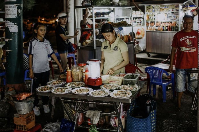 Chợ đêm Phú Quốc (chợ đêm Bạch Đằng) – Trải nghiệm ẩm thực sôi động khi đêm về 16