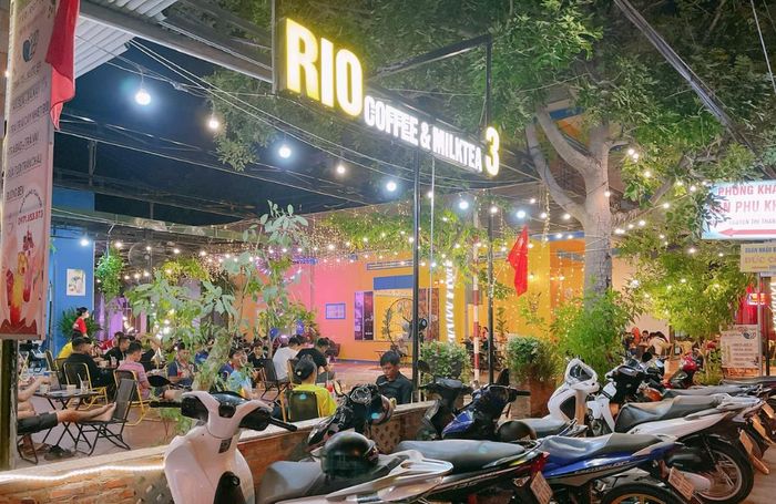 Khám phá điểm đến nóng bỏng Rio Coffee Milktea 3 tại Ninh Thuận 3