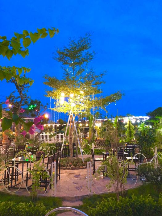 Anh Khoa Garden - Beer&Coffee được xếp hạng trong TOP 10 quán cafe sân vườn đẹp nhất ở Ninh Bình