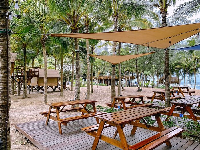 Hola Beach Glamping, một điểm khám phá mới của Cường Quốc Phạm khi tới Phan Thiết lần này