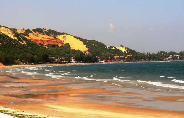 Cùng đội ngũ của Mytour.vn khám phá hành trình từ TP.HCM đến Phan Thiết bằng dịch vụ xe limousine