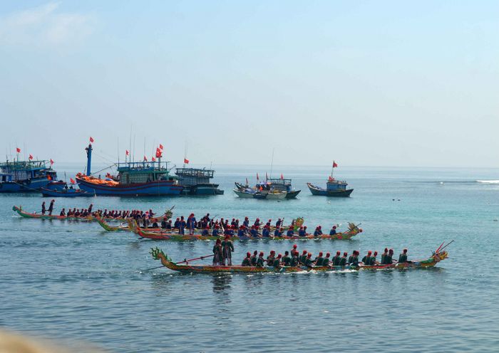 Lễ hội đua thuyền Phú Quốc - Một trong những ngày hội truyền thống đặc biệt của cư dân đảo