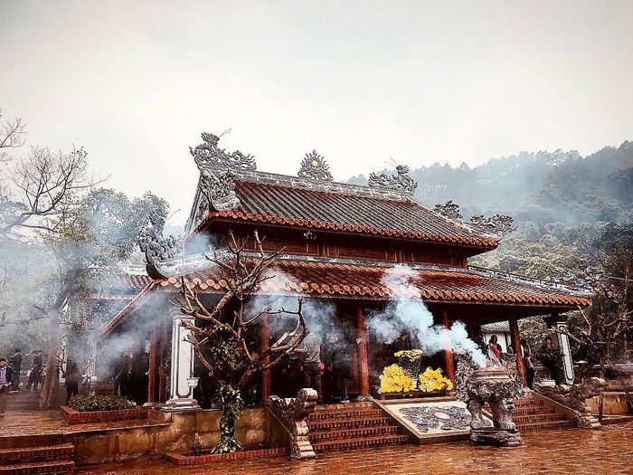 Hãy ghé thăm Đền thờ Thánh Mẫu Liễu Hạnh Quảng Bình linh thiêng số 8