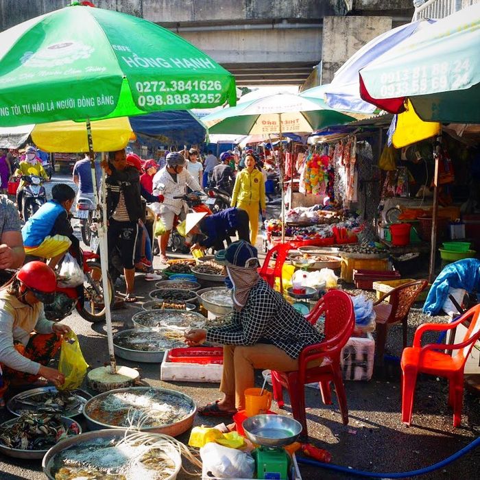 Chợ Dương Đông Phú Quốc - Điểm đến hải sản sầm uất nhất trên đảo Ngọc 9