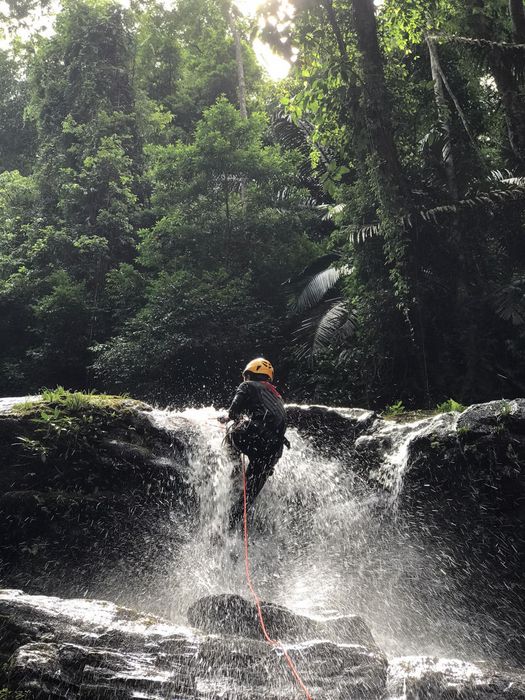 Đánh giá hành trình Trekking Quảng Bình qua Thác Dương Cầm đẹp tuyệt vời 9