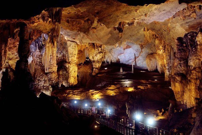 Những hang động Quảng Bình đáng để bạn ghé thăm 3