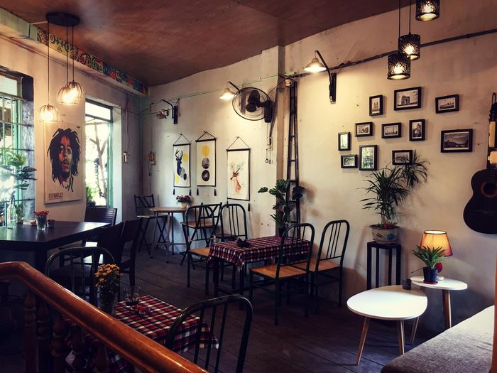 Tìm lại kỷ niệm xưa tại Wait Vintage Café Phú Yên 8