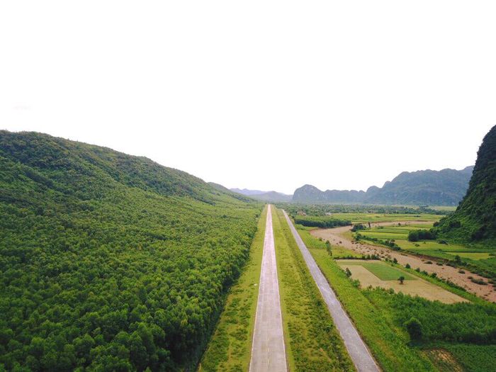 Hãy đến ngay hồ Yên Phú Quảng Bình để chiêm ngưỡng cảnh quay nổi tiếng trong bom tấn King Kong 9.