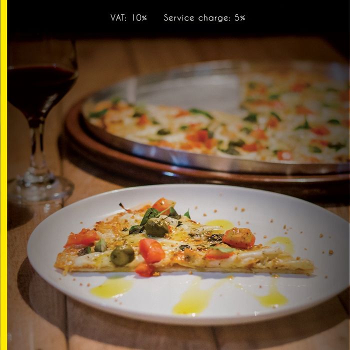 Aladdin Pizza - Một trong những điểm đến không thể bỏ lỡ cho bữa ăn tại Phú Quốc.