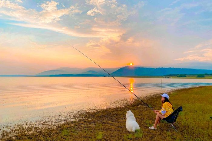 Khám phá Hồ Dầu Tiếng Tây Ninh - hồ nước nhân tạo lớn nhất Việt Nam. Ảnh: Báo Tây Ninh