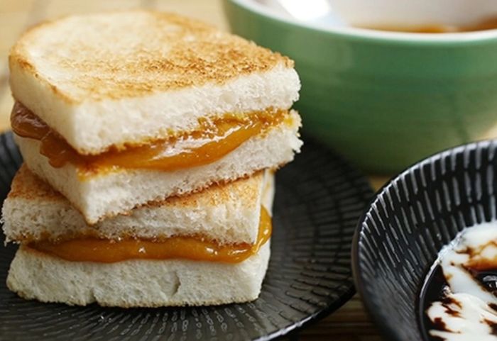 Trải Nghiệm Món Bánh Kaya Toast: Hương Vị Đẳng Cấp Singapore