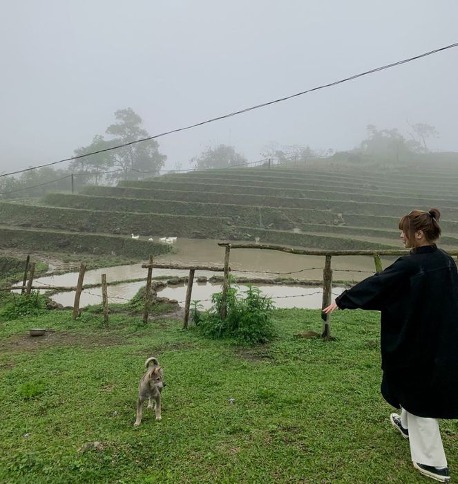 Lang thang Sapa một mình ở nơi yên bình cùng cô bạn Hie.