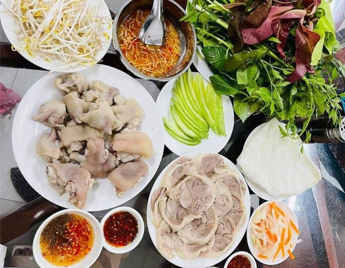 Bánh canh Trảng Bàng Năm Dung Hoàng Mười ngon đúng điệu 5