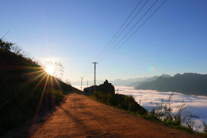 Bản Hang Đá Sapa - Nơi lý tưởng để săn mây